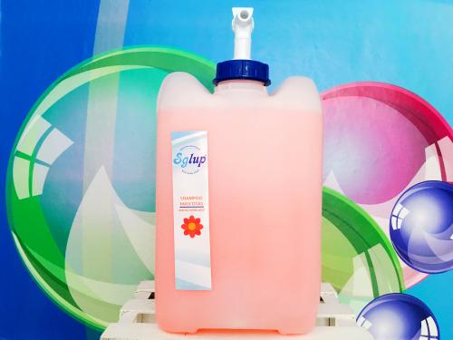 Imagen de Bidon Shampoo Mascotas Amino Rojo Aperlado Imagen de Bidon Shampoo Mascotas Amino Rojo Aperlado